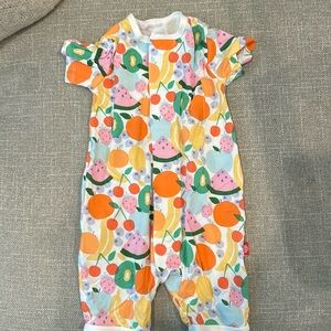 Magnetic Me short sleeve jumper